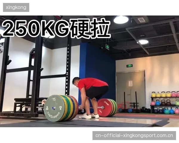 橄榄球球队战术板升级：融合体能与技术的未来之路